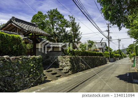 Izumi foothills, Samurai residence Setoyama residence, Samurai gate, Izumi city, Kagoshima prefecture 134011094