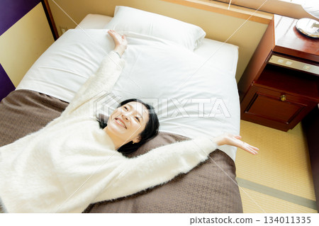 Girls' trip, hot spring inn, accommodation room scene Girls' trip, hot spring inn, accommodation room scene 134011335