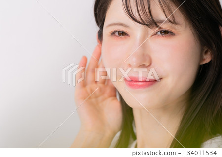 Women beauty Women beauty 134011534