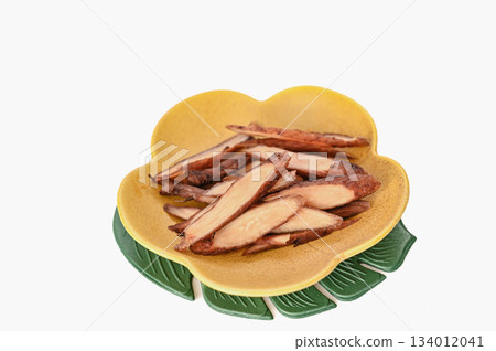 味噌醃牛蒡根，斜切 134012041