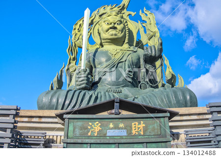 Naritasan Sendai Branch Temple: The stunning contrast between the Acala Buddha and the blue sky 134012488