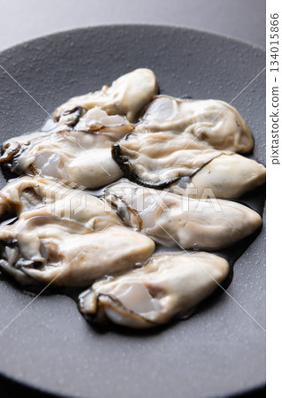 來自三陸的美味生蠔 來自三陸的美味生蠔 134015866