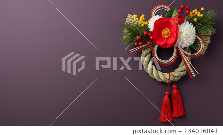 New Year's image of Shimekazari decorations standing out against a calm purple background 134016041