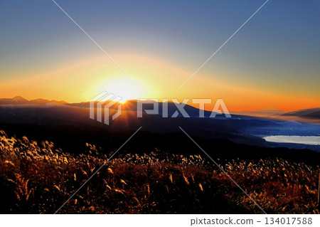八嶽山脈/高嶋高原的日出 134017588
