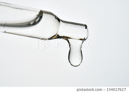 Cosmetic pipette dropping serum for skincare routine 134017627