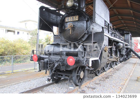 JR九州久津線吉松站SL廣場上的蒸氣機車 134023699