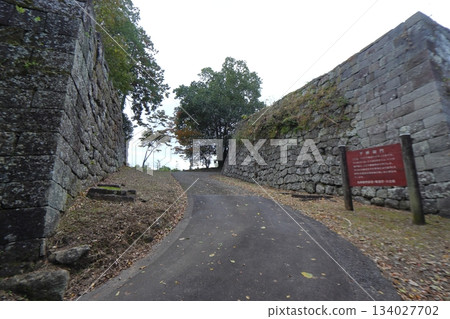 岡城後門,位於下原門前(大分縣竹田市) 岡城後門,位於下原門前(大分縣竹田市) 134027702