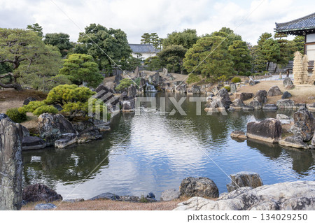京都府京都市中京區二條城二之丸庭園的深秋景色 京都府京都市中京區二條城二之丸庭園的深秋景色 134029250