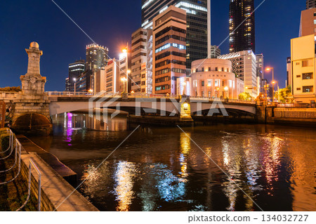 大阪府:難波橋、中之島夜景 大阪府:難波橋、中之島夜景 134032727