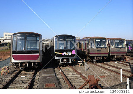 [Osaka Metro] 30000 series, 30000A series, and 22 series (Tanimachi Line) 134035511