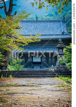山口縣萩市東光寺森家墓園的壯麗景色 山口縣萩市東光寺森家墓園的壯麗景色 134038976