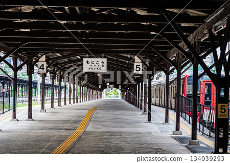 福岡縣門司港:充滿復古歷史氣息的城鎮景觀 福岡縣門司港:充滿復古歷史氣息的城鎮景觀 134039293