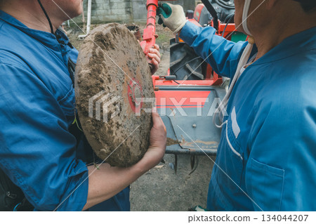 拖拉機 農家 農民 134044207