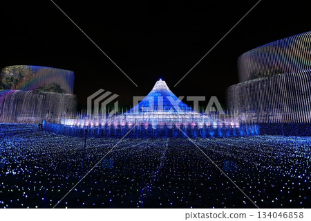 藍色照明 藍色照明 134046858