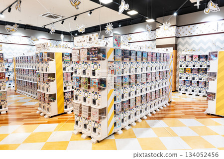 Namco LaLaport Tachikawa Tachihi Omake Yokocho Store, Gachagasha, Izumicho, Tachikawa City, Tokyo Namco LaLaport Tachikawa Tachihi Omake Yokocho Store, Gachagasha, Izumicho, Tachikawa City, Tokyo 134052456