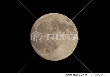 The sixteenth night moon floating in the night sky 20251206 134053586