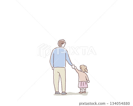 一位父親牽著一個孩子（小女孩）的手 134054880