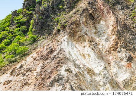 Steep mountain (image) 134056471