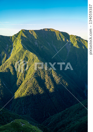 View of the morning glow from Hyakkendaira on Mt. Hijiri (Mae Hijiri and Oku Hijiri) Climbing Mt. Akaishi in the Southern Alps View of the morning glow from Hyakkendaira on Mt. Hijiri (Mae Hijiri and Oku Hijiri) Climbing Mt. Akaishi in the Southern Alps 134059387