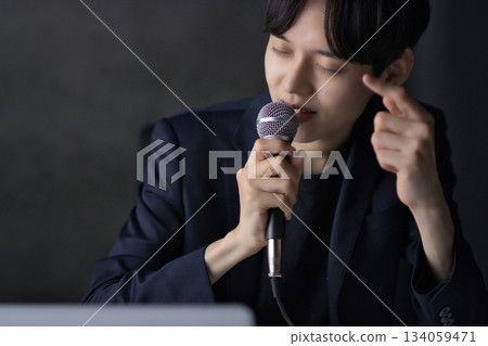 研討會講師業務場景 134059471