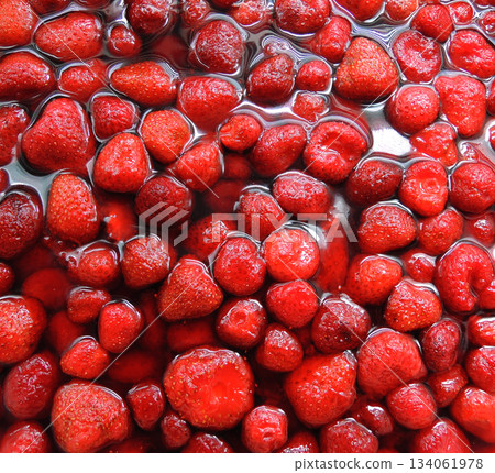 Clean Strawberries Cooked For Fruit Jelly   134061978
