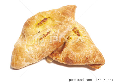 Pie with potato (pirozhki) isolated on white. Homemade baking 134062274