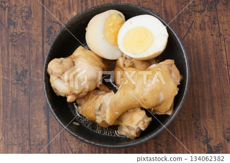 紅燒雞翅和煮蛋 134062382