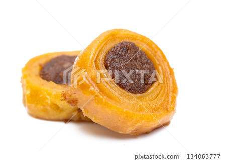 Tulumba isolated 134063777