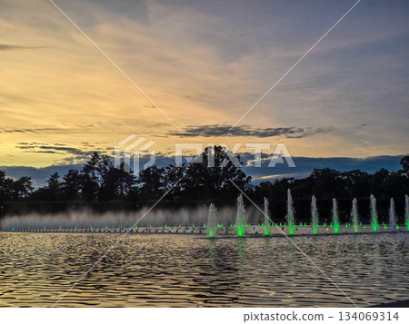 Golden Fountain Dancing Waters at Sunset Golden Fountain Dancing Waters at Sunset 134069314