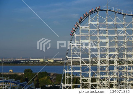 The moment of fall 134071885