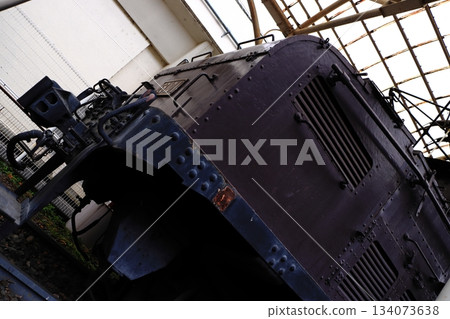 日本國鐵唯一一台電池驅動的機車 EB10-1 保存在東京府中市的共同之森公園內。 134073638