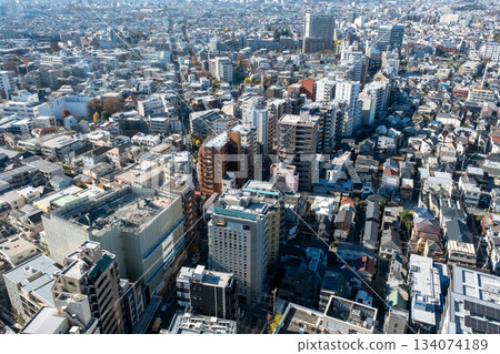 Cityscape looking west from Sangenjaya in Tokyo 134074189