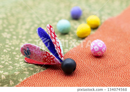 New Year's image made of crepe fabric 134074568