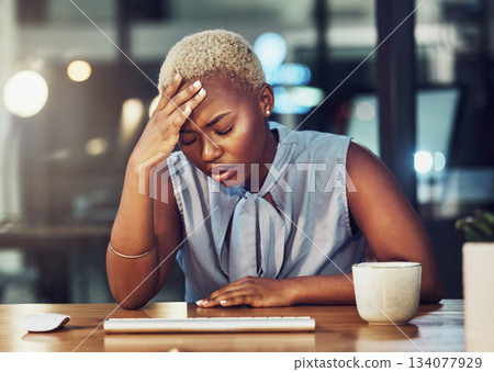 Mental health, office and black woman with night stress, depression or burnout from overtime work. Tired, migraine and frustrated business person, sad consultant or depressed agent with pain problem Mental health, office and black woman with night stress, depression or burnout from overtime work. Tired, migraine and frustrated business person, sad consultant or depressed agent with pain problem 134077929