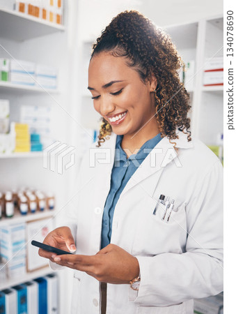 Pharmacy, smile and woman with smartphone, typing and connection for telehealth, social media and chatting. Female employee, person and pharmacist with cellphone, mobile app and texting with network Pharmacy, smile and woman with smartphone, typing and connection for telehealth, social media and chatting. Female employee, person and pharmacist with cellphone, mobile app and texting with network 134078690
