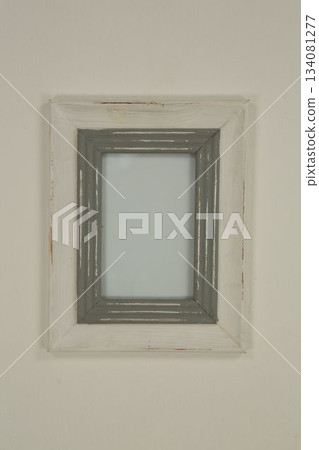 Photo frame outline, Close-up 134081277