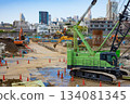 Crane at a construction site in Aoyama, Minato Ward [Construction image] 134081345