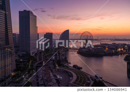 Kanagawa Prefecture: Dawn in the Yokohama Bay Area Kanagawa Prefecture: Dawn in the Yokohama Bay Area 134086941