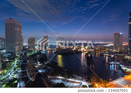 神奈川縣：橫濱灣地區的黎明 134087091