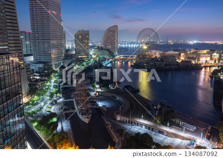 神奈川縣：橫濱灣地區的黎明 134087092