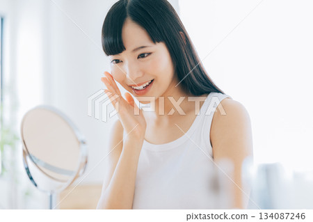 女性皮膚護理 134087246