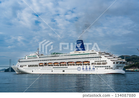 Nagasaki Port passenger ship arriving (Piano Land) docked at Matsugae Pier [Nagasaki City] 134087880