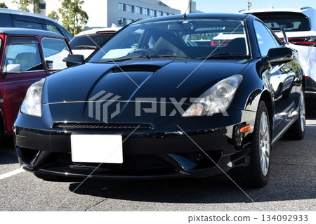乘客車在停車場排隊 乘客車在停車場排隊 134092933