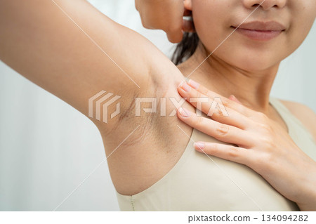 Asian woman have problem black armpit beauty skin care. Asian woman have problem black armpit beauty skin care. 134094282
