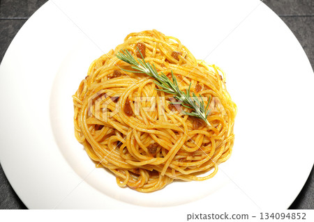 迷迭香肉醬義大利麵 迷迭香肉醬義大利麵 134094852