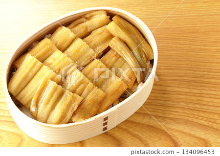 便當盒裝水煮康吉鰻便當 便當盒裝水煮康吉鰻便當 134096453