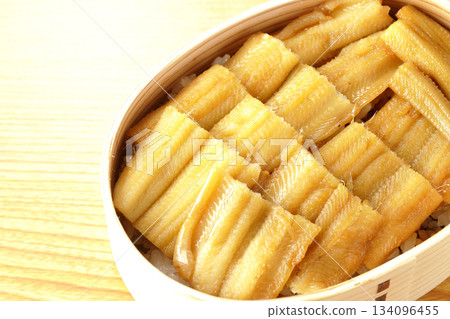 便當盒裝水煮康吉鰻便當 便當盒裝水煮康吉鰻便當 134096455