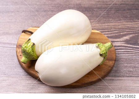 白茄子 134105802