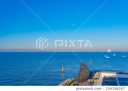 東京灣Aqua-Line線上的巨型海螢紀念碑 東京灣Aqua-Line線上的巨型海螢紀念碑 134106167