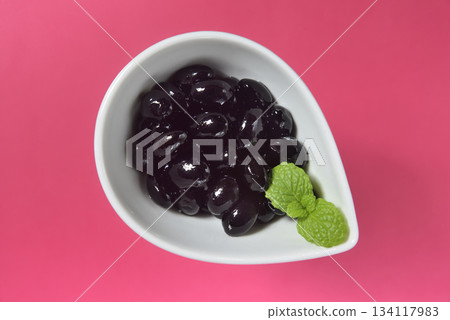 Black bean  134117983